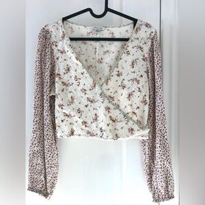 NWOT American Eagle Outfitters Floral Wrap Blouse - Cream and Brown